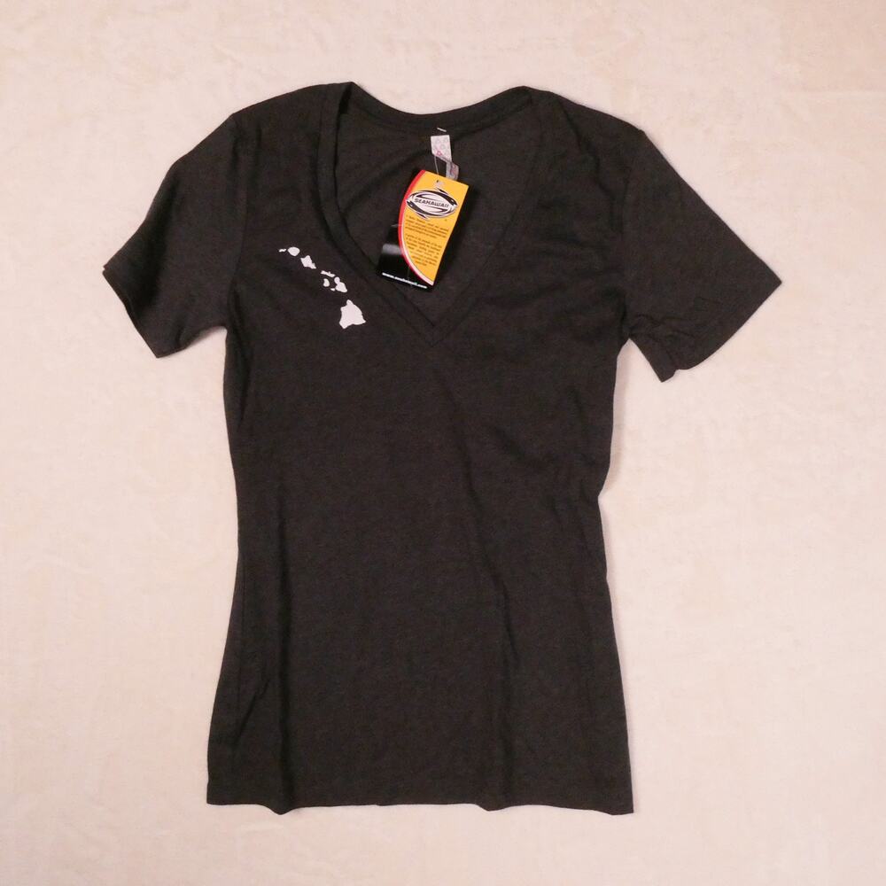NWT SeaHawaii Grey Short Sleeve V-Neck Shirt Size M Hawaii Islands Seahorse Tee